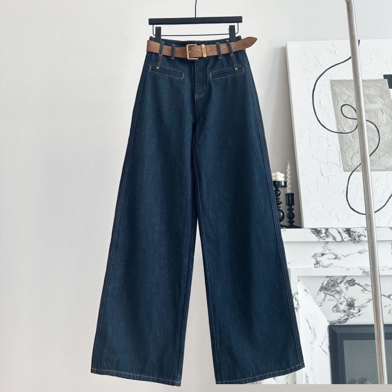 Ch*el jeans